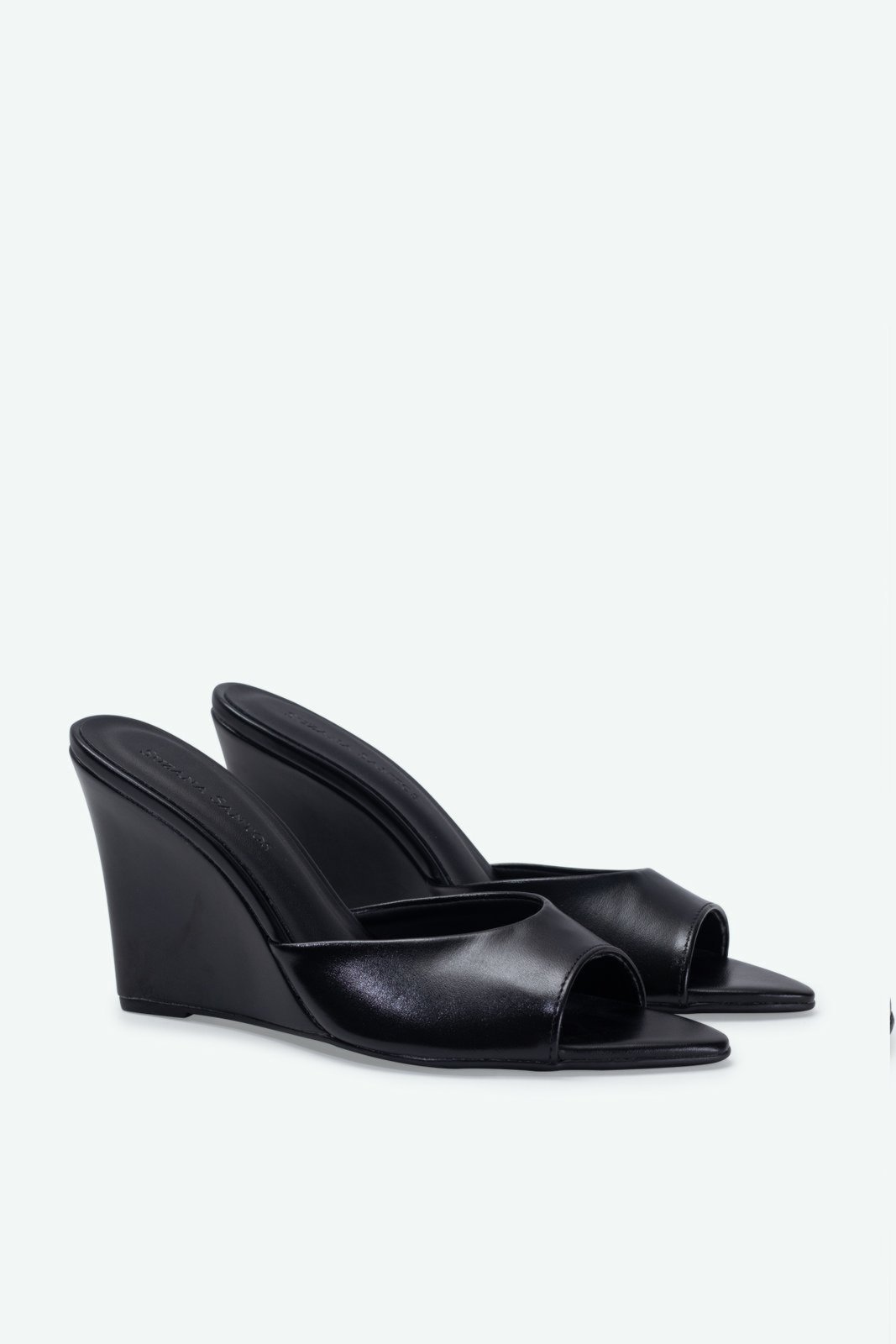 Vista 3 Open Mule Serena Suzana Santos preto Suzana Santos preto