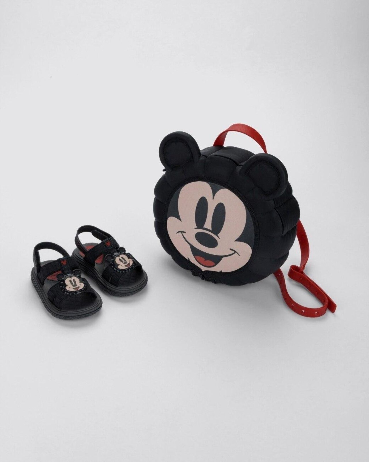 Infantil – Sandália de Grendene Disney Puff Bag Preto