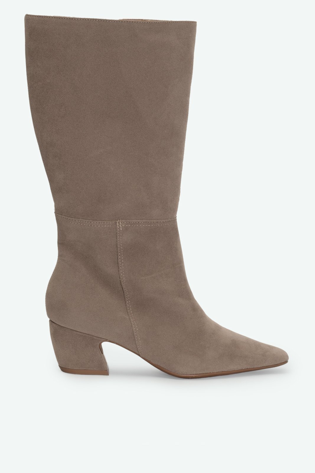 Vista 2 Bota Olga Suzana Santos cinza Suzana Santos cinza