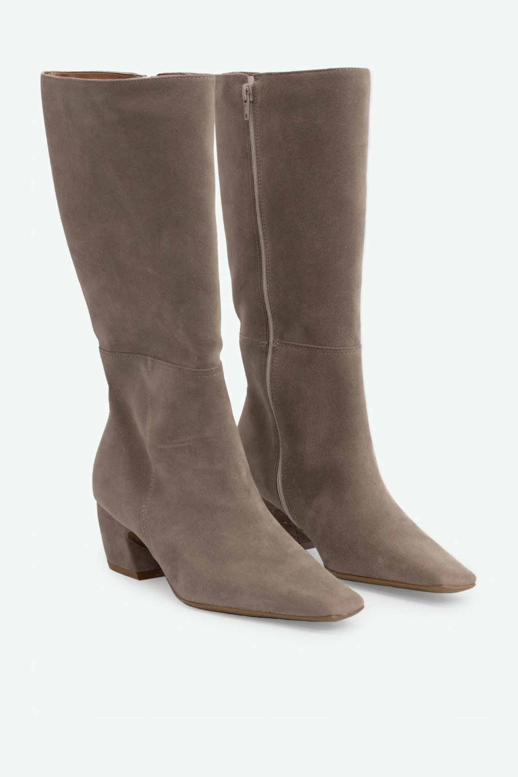 Vista 3 Bota Olga Suzana Santos cinza Suzana Santos cinza