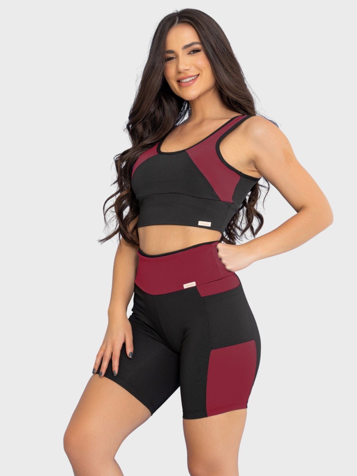 Conjunto Fitness Tarelles Top Short Bolso Preto e Bordô