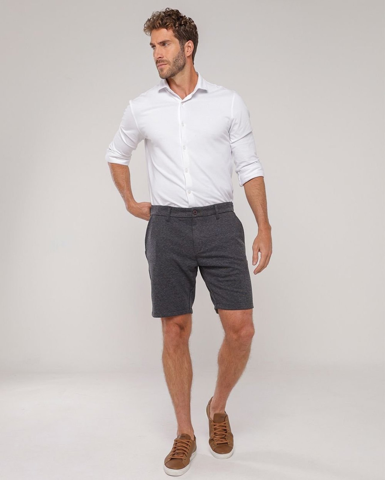 Bermuda Alfaiataria Masculina Moletinho Regulador de Fivela 11160 Cinza Chumbo Consciência