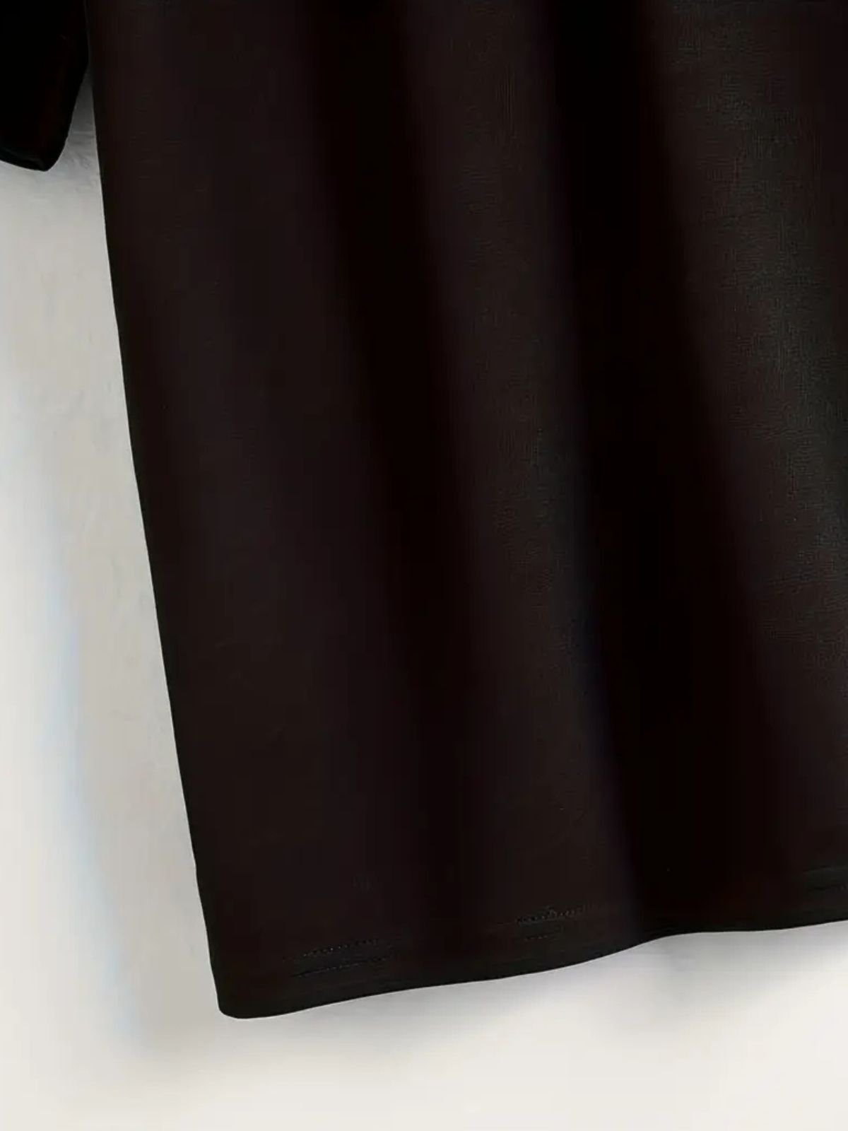 Vista 3 Camiseta Estampada Oversized Dúvida Safira Moda Algodão preto Safira Moda preto