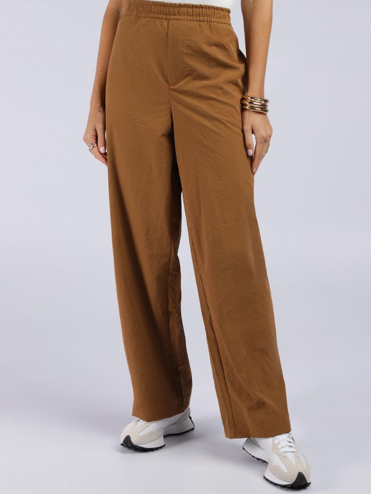 Calça Feminina Balloon Nylon Autentique Marrom Cós Elástico