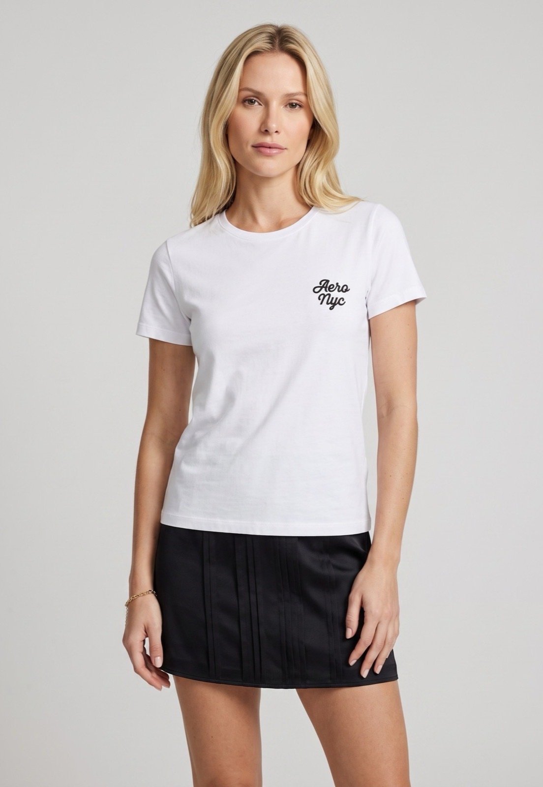 Camiseta Feminina Aeropostale Bordado Aero NYC Branca