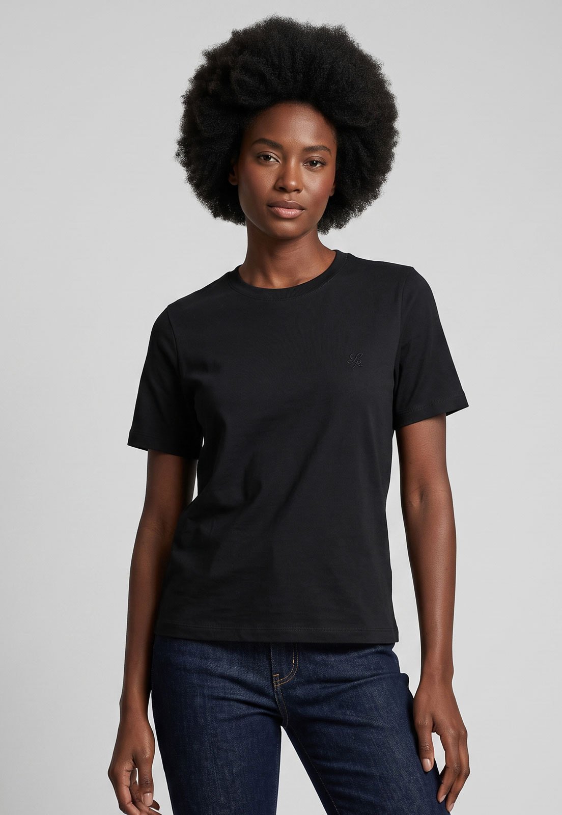 Camiseta Feminina Lança Perfume Decote Redondo Preta