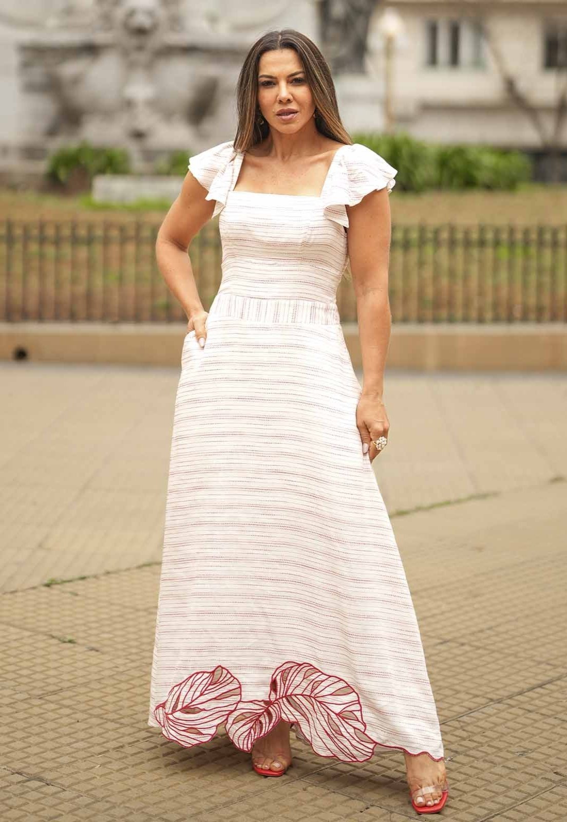 Vestido Longo Barra Bordada Off White