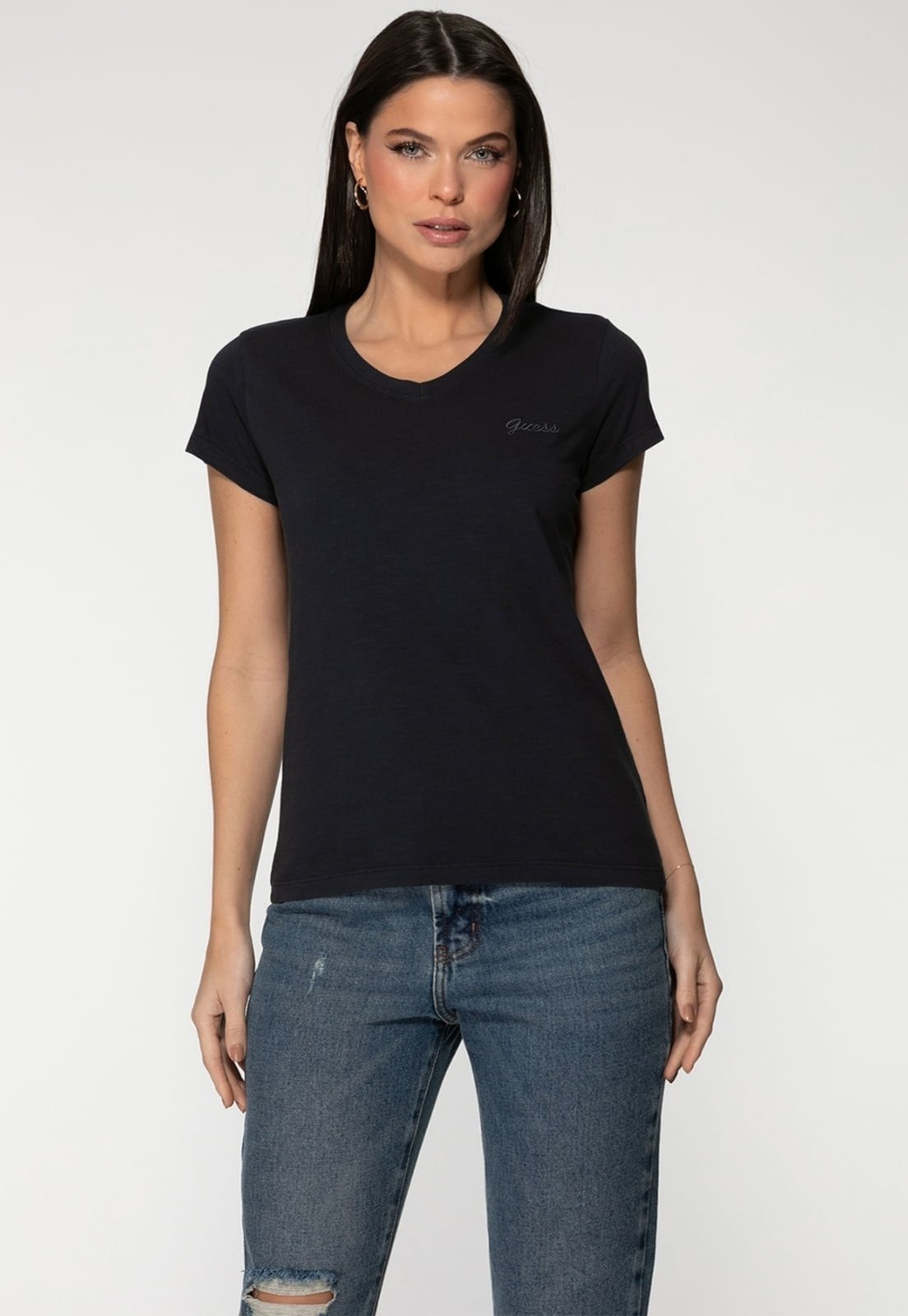 Camiseta Guess Dec V Bordado Cursivo Preto
