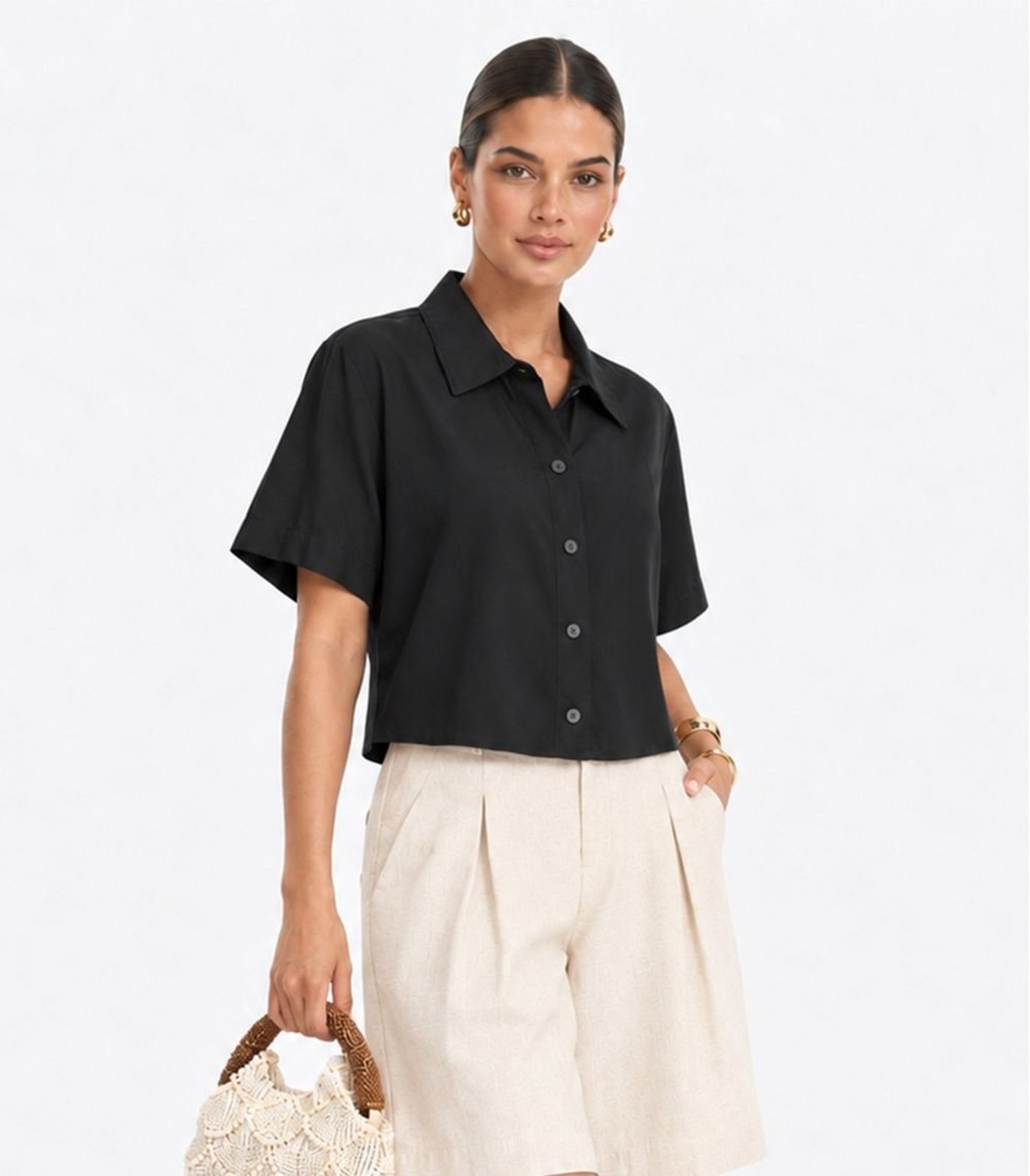 Camisa Feminina Manga Curta Com Gola Endless Preto
