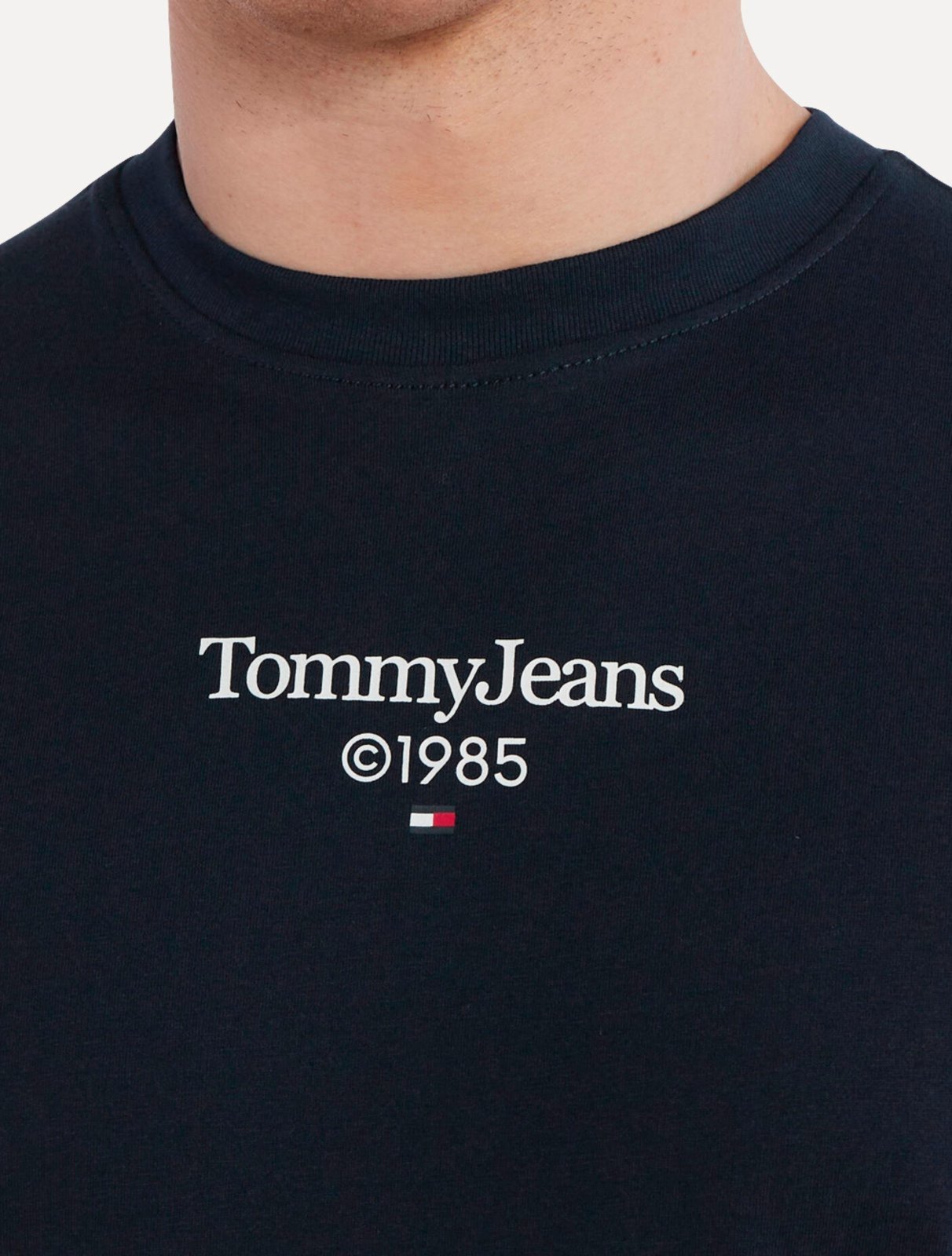 Vista 3 Camiseta Tommy Jeans Masculina Regular TJ 85 Entry azul marinho Tommy Jeans azul marinho