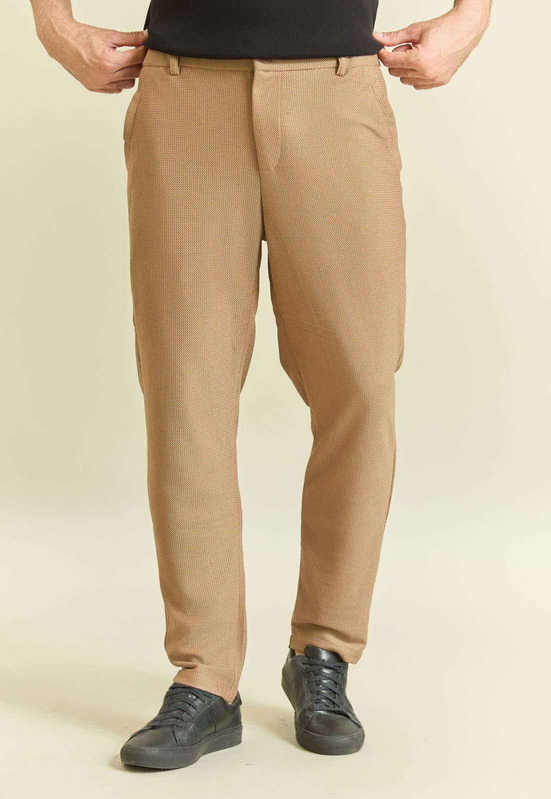 Calça Alfaiataria Waffle Masculina Color em Poliéster Dialogo Marrom