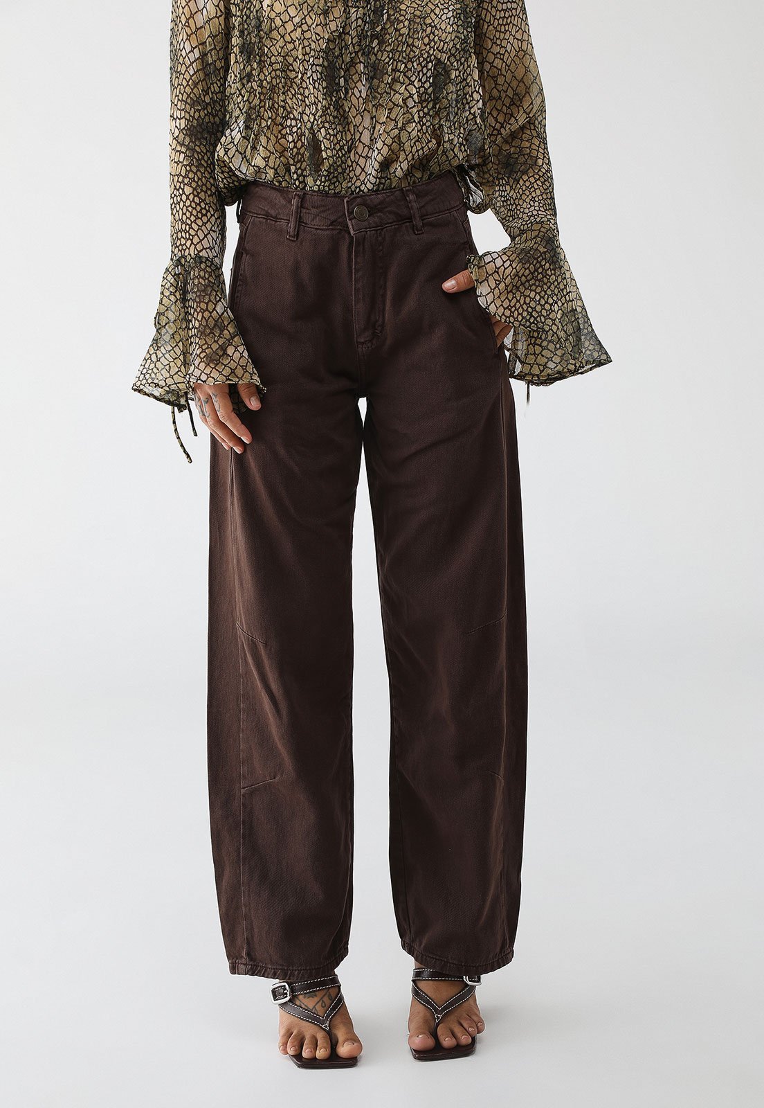Calça Feminina Sawary Barrel Marrom Escuro