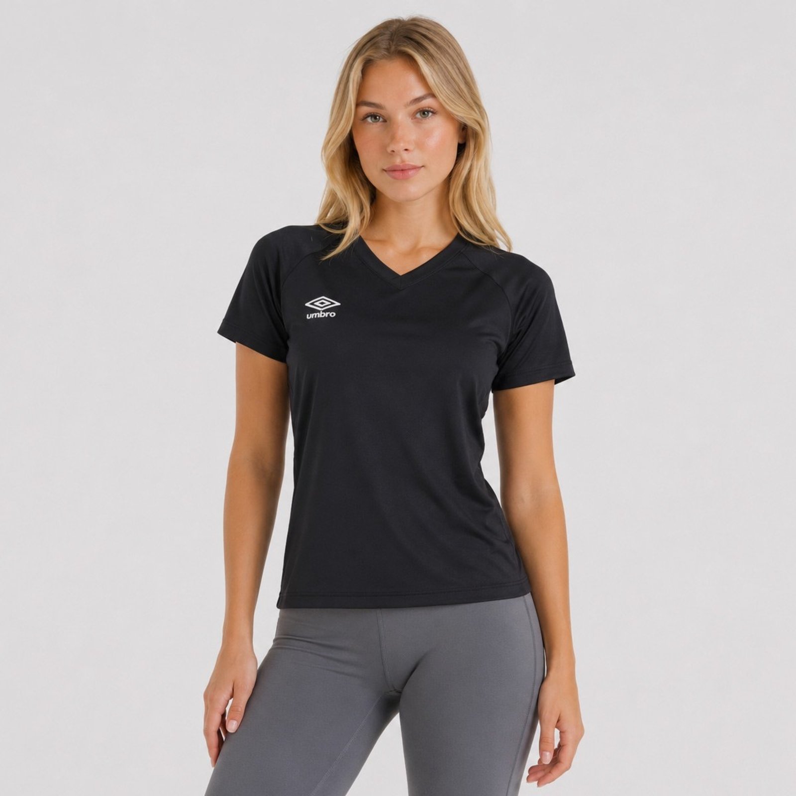 Camiseta Umbro Legacy Field Feminina Preta