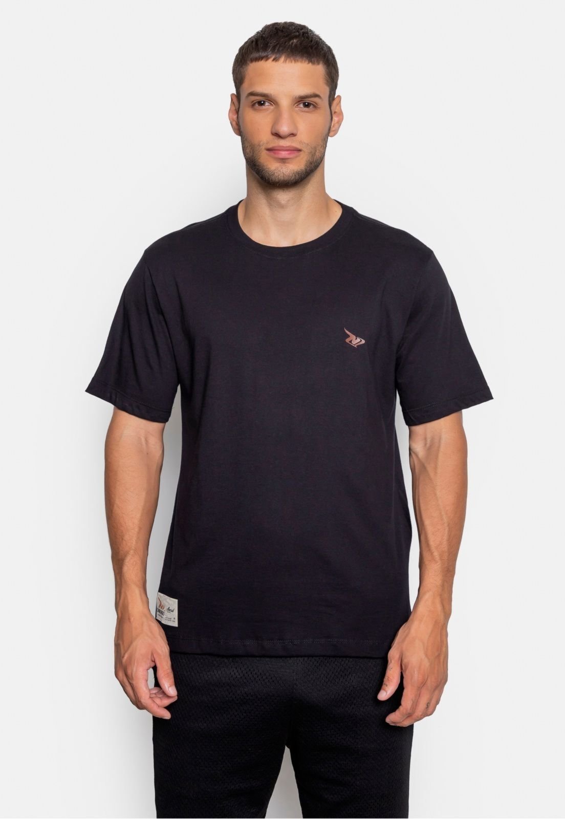 Camiseta Onbongo Fashion Basic Preta