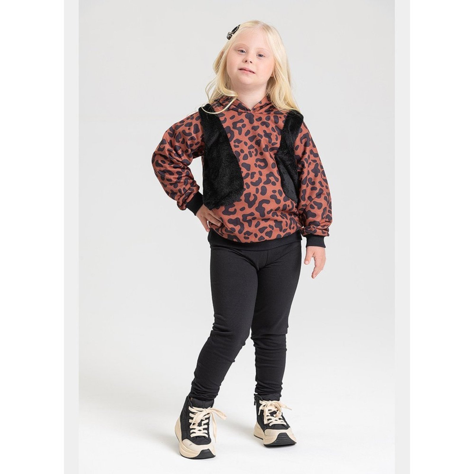 Infantil - Conjunto Inverno Menina Marrom Blusão Capuz com Recortes e Legging Oncinha
