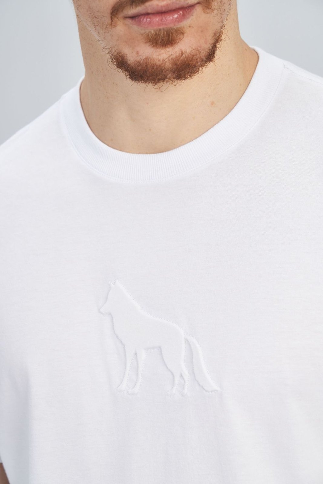 Vista 3 Camiseta Embossing Masculina Acostamento ACOSTAMENTO MASCULINO vermelho ACOSTAMENTO MASCULINO vermelho