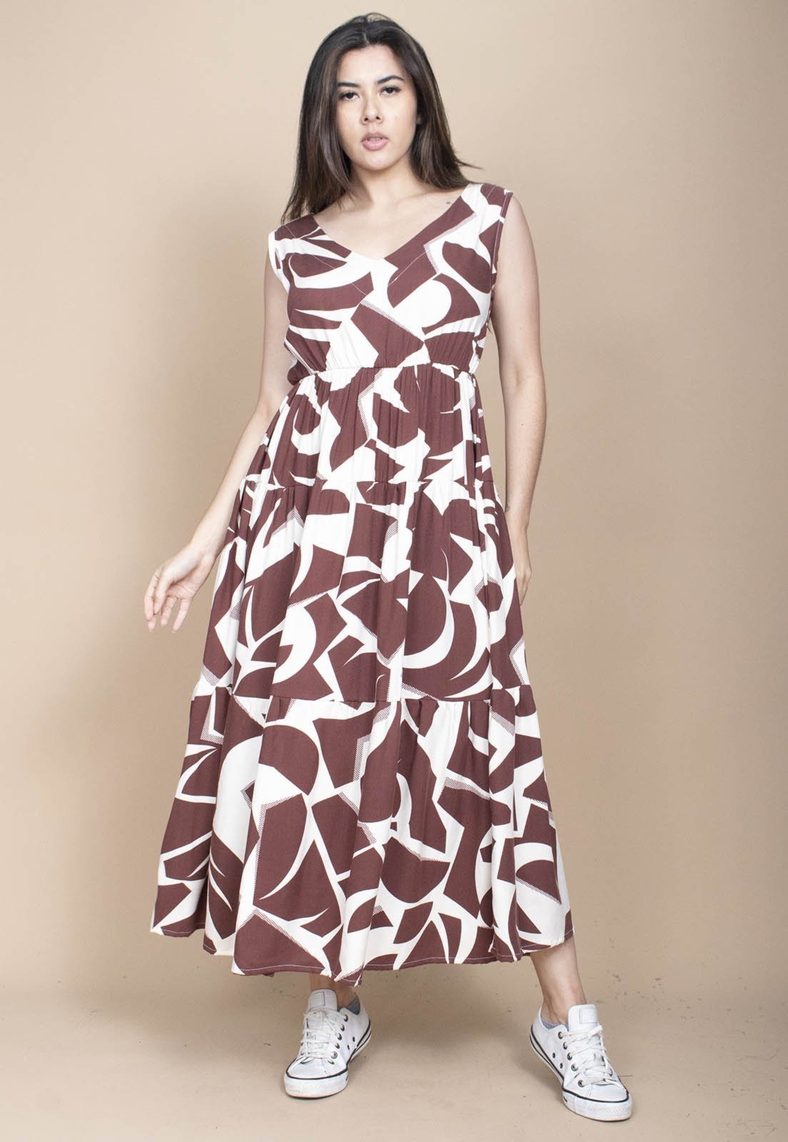 Vestido Cabanafree Regata Longo Peri Viscose Camadas Estampa Raízes Marrom