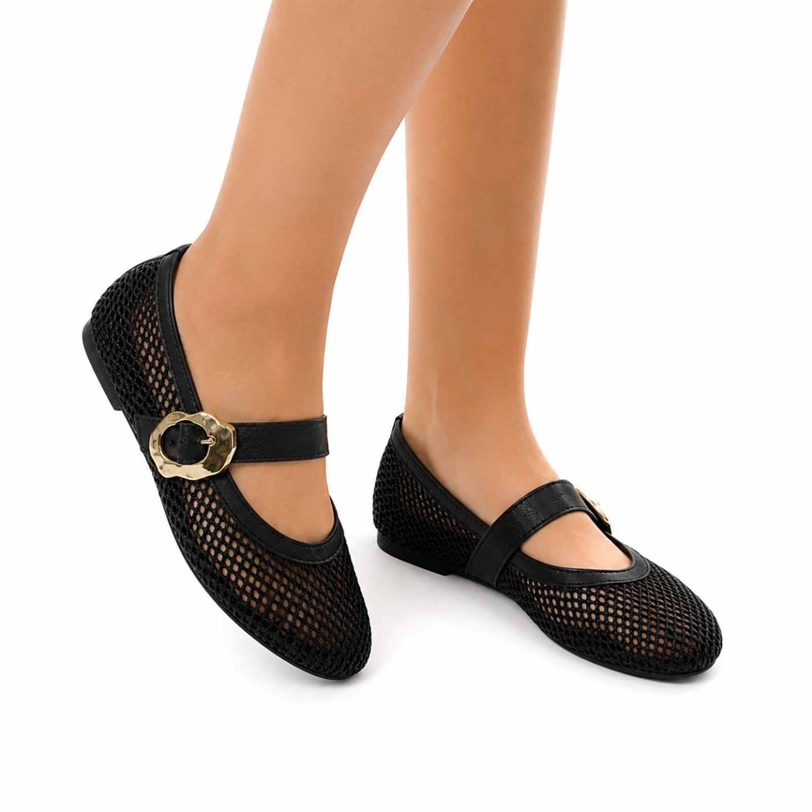 Sapatilha Boneca Flor da Pele em Tela com Tira Fivela Grande Dourada 5404 Preto