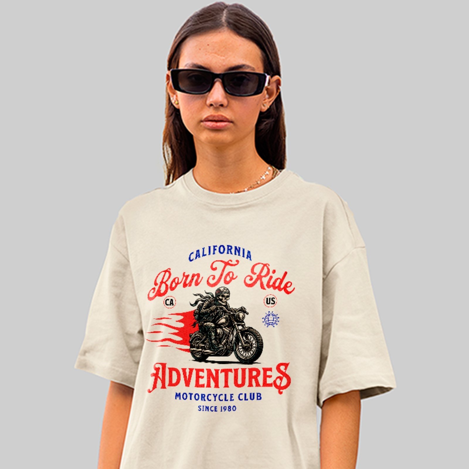Camiseta Oversized Premium Born To Ride Motorcycle Adventures Unissex Off White