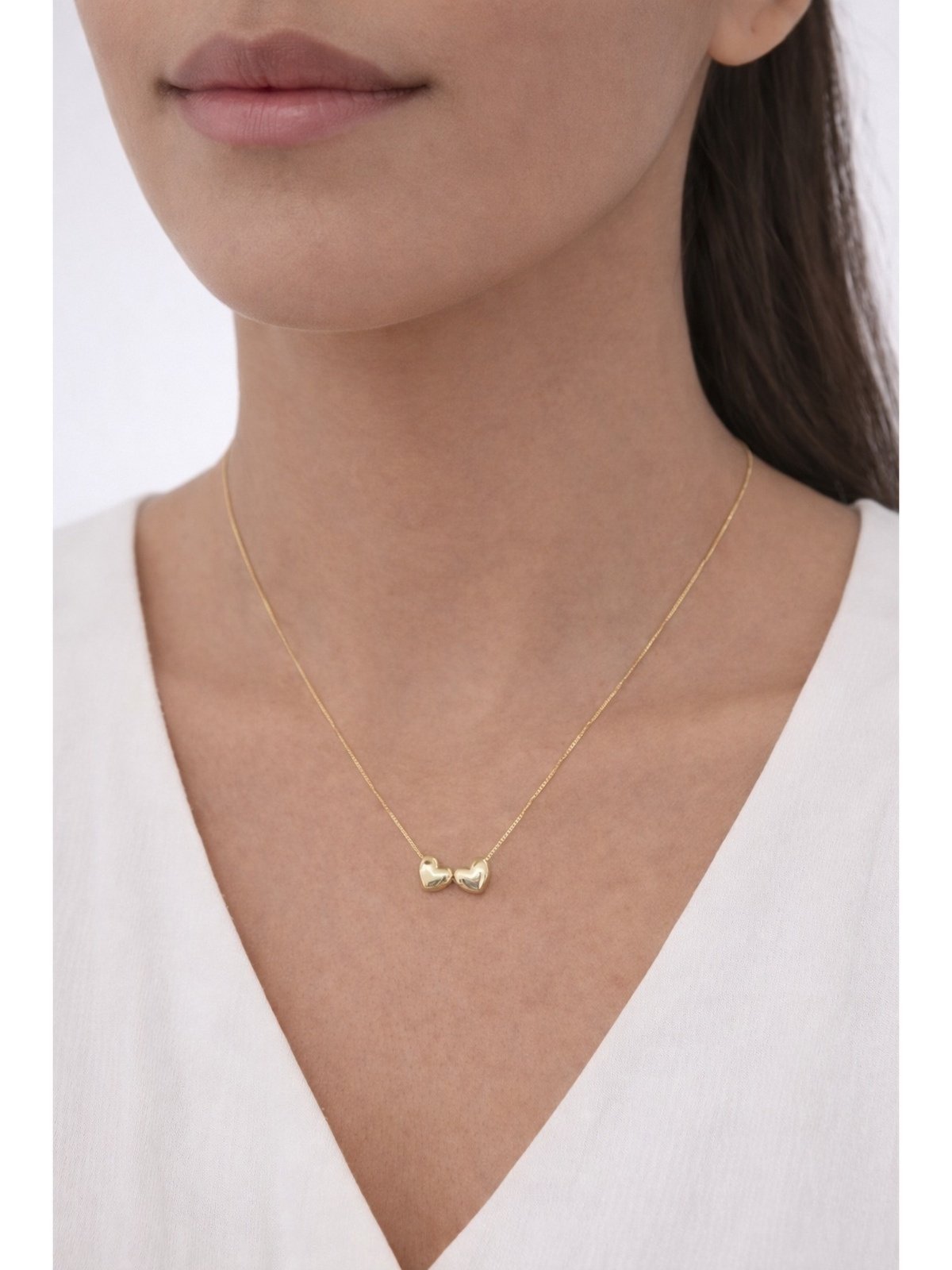 Vista 3 Gargantilha Dois Corações Banhada a Ouro 18k Alexandra Michelassi Semijoias dourado