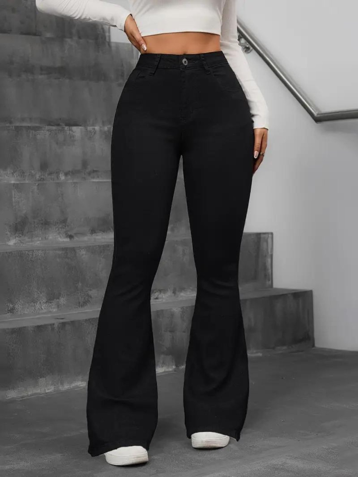 Calça Jeans Kovali Fashion Store Flare Preta com Caimento Perfeito e Conforto Absoluto