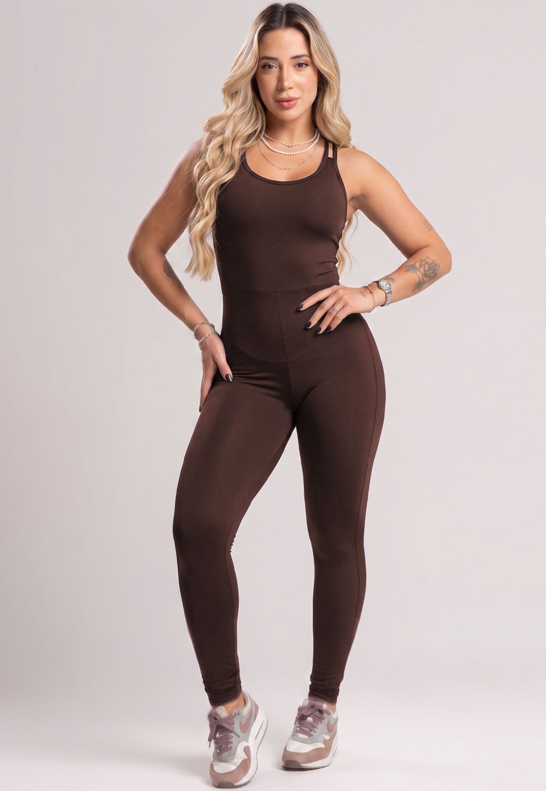 Macacão Longo MVB Modas Cruzado Costa Nua Blackout Qualidade Zero Transparencia Macaquinho Fitness Marrom