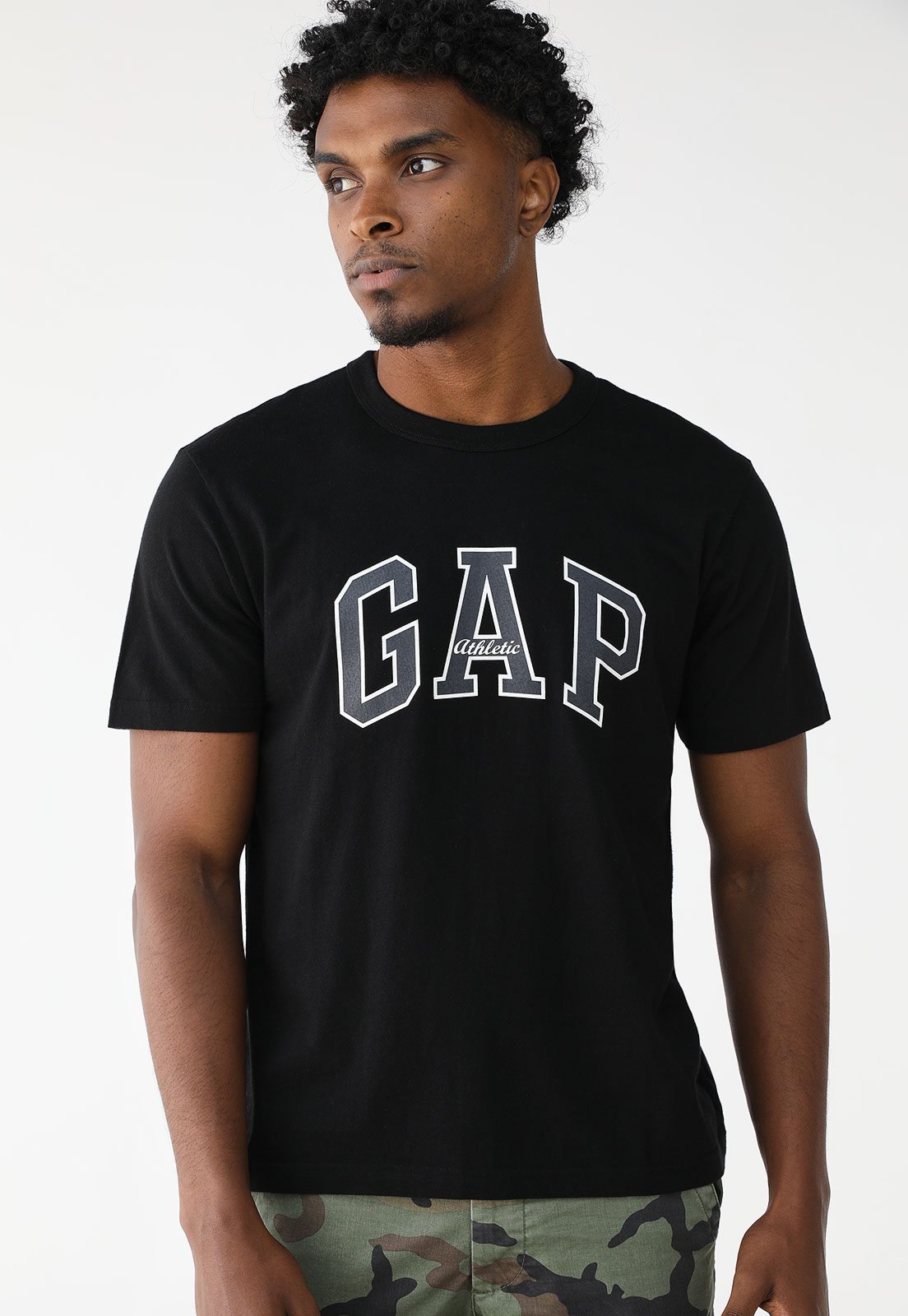 Camiseta GAP Reta Logo Preta