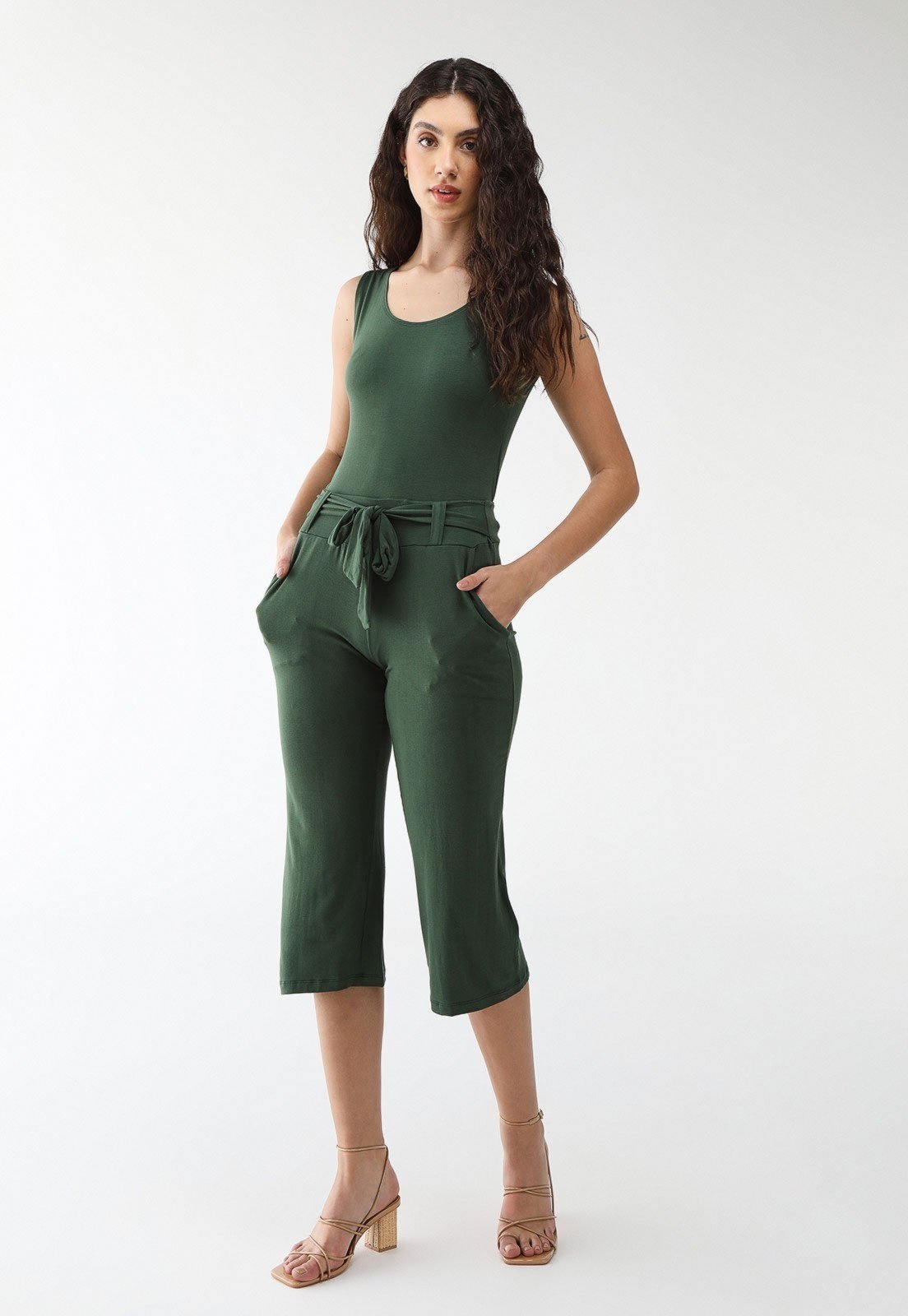Conjunto Viscolycra Maria Paes Calça Pantacourt e Blusa Verde