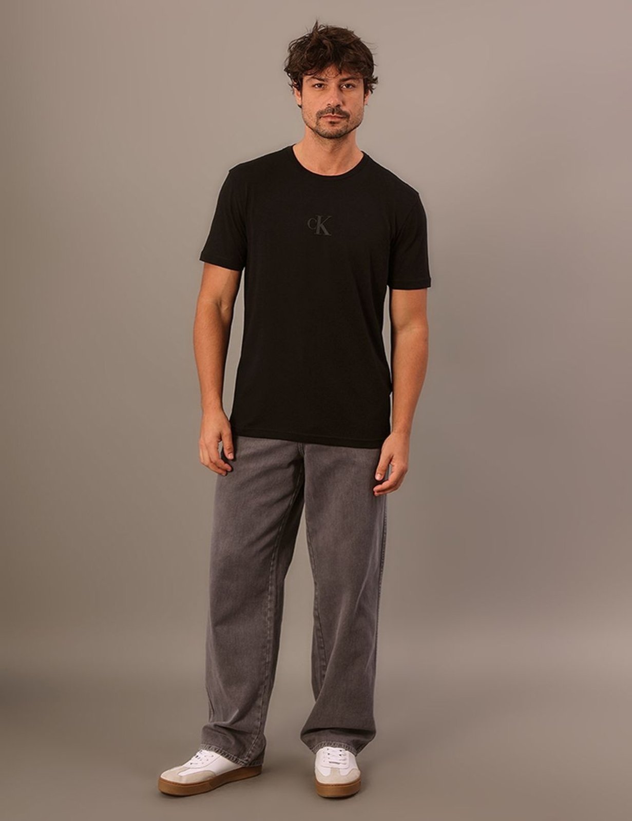 Camiseta Manga Curta Calvin Klein Jeans Masculino Ck Rubber Patch - Preto Calvin Klein Jeans