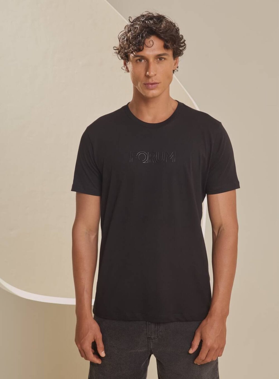 Camiseta Masculina New Slim com Silk 3D Forum Preto