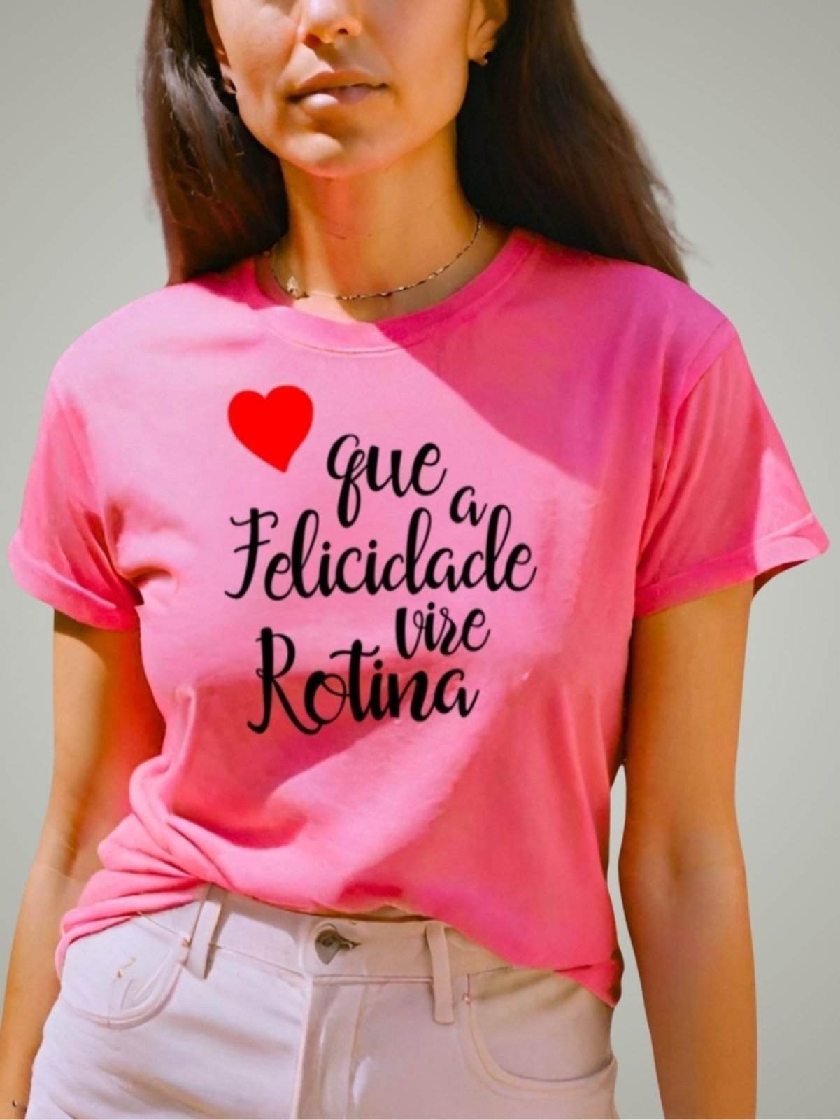 Camiseta Feminina GuGi T-shirt Que a Felicidade Vire Rotina Rosa