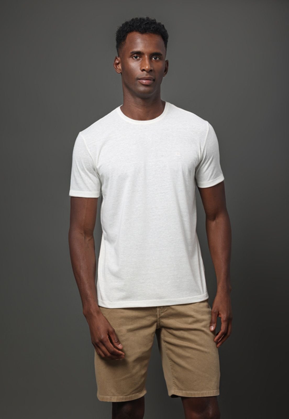 Camiseta MC CKJ Masc Botonê OFF