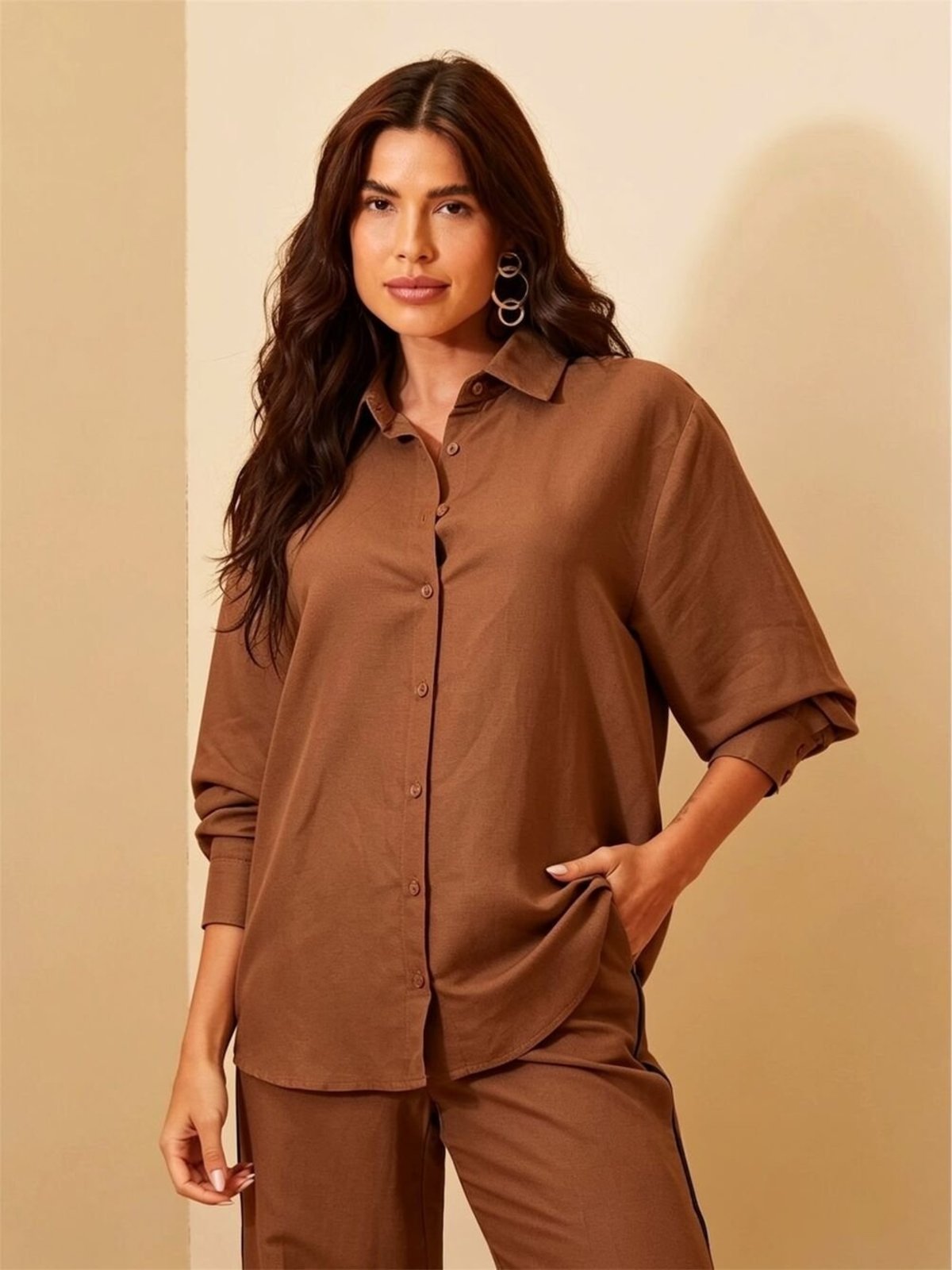 Camisa Feminina Manga Longa - Over Triton Marrom Tiramisu