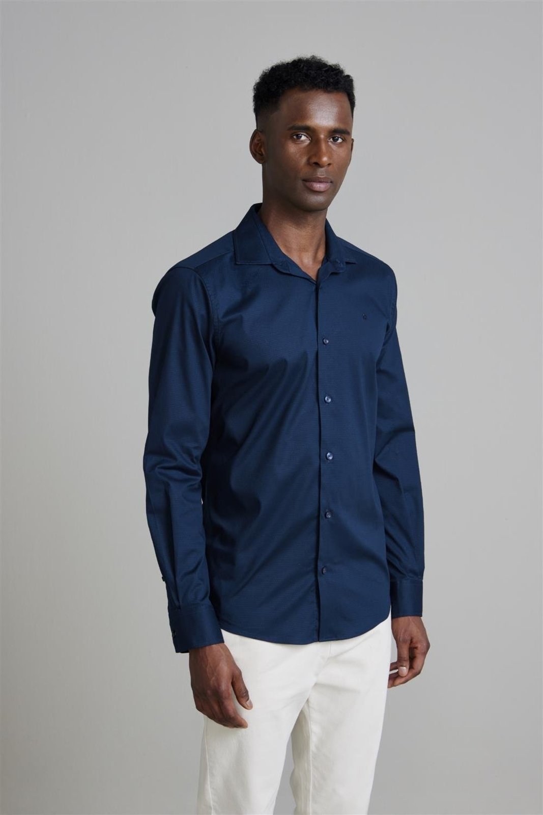 Vista 2 HIGHSTIL Camisa Lisa Comfort branco HIGHSTIL branco