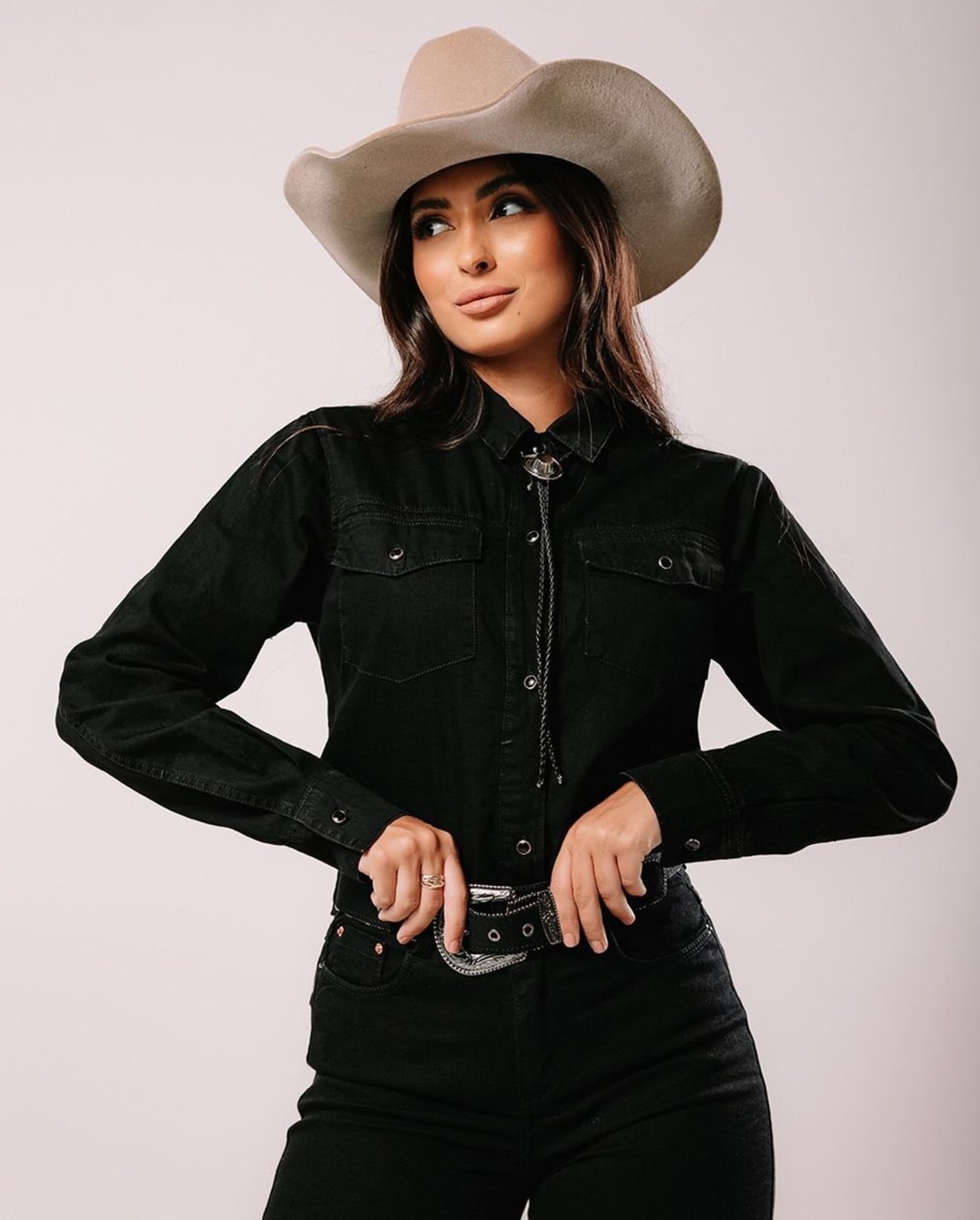 Camisa Feminina Manga Longa 22961 Preto Consciência