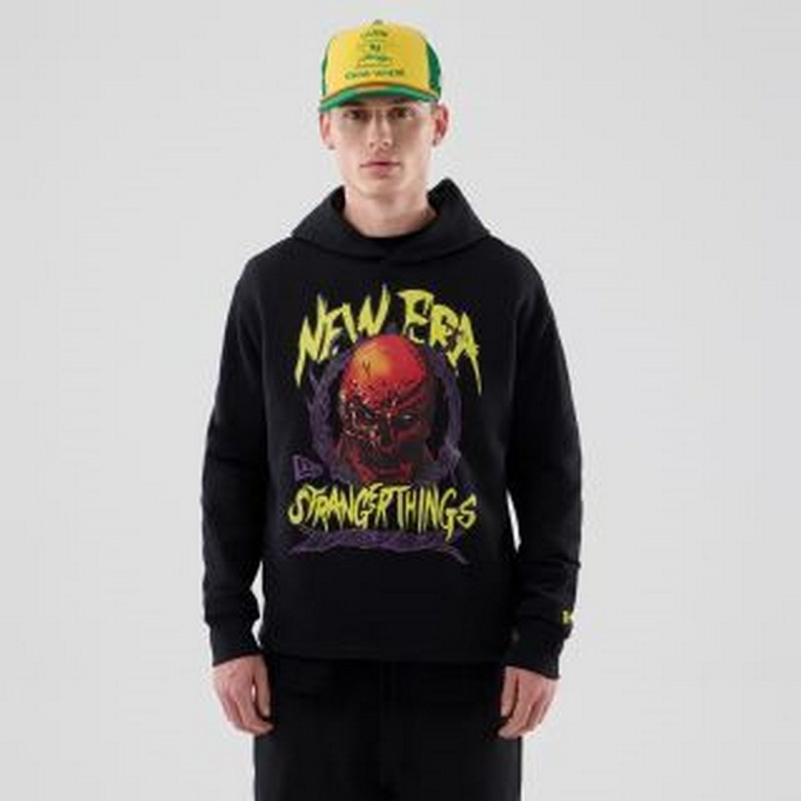 Moletom New Era Canguru Fechado Stranger Things Preto