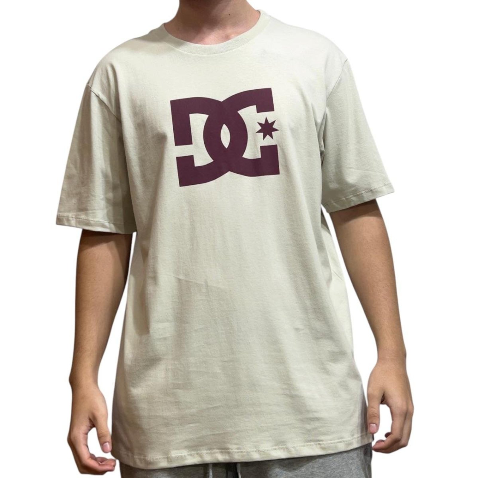 Camiseta Star Bege- Dc Shoes - Bege