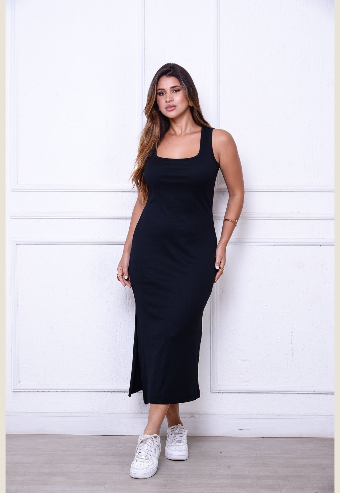 Vestido Joice BBonnie – Midi Canelado em Ribana Preto