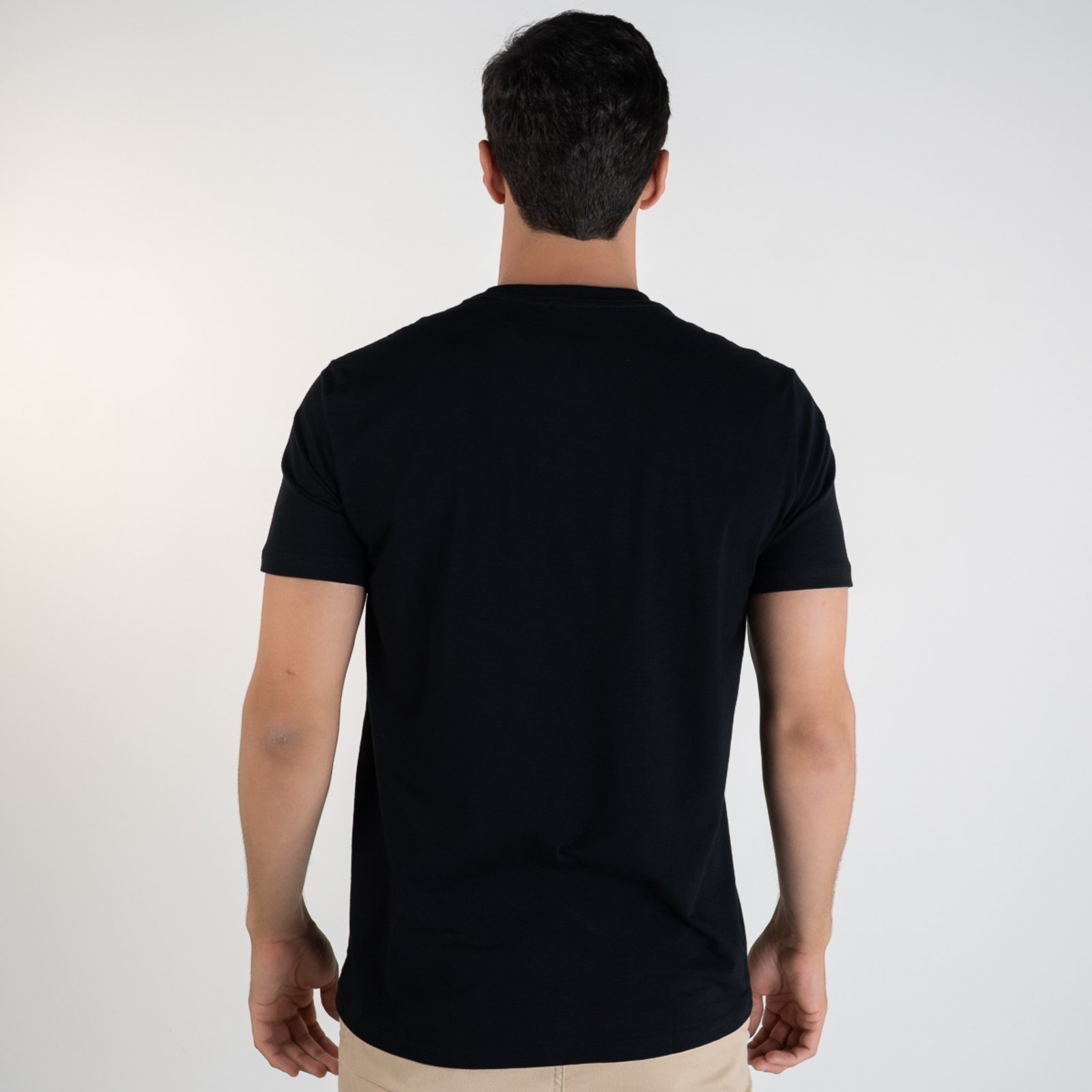 Vista 3 Camiseta Acostamento Monocromática Preta preto Acostamento preto
