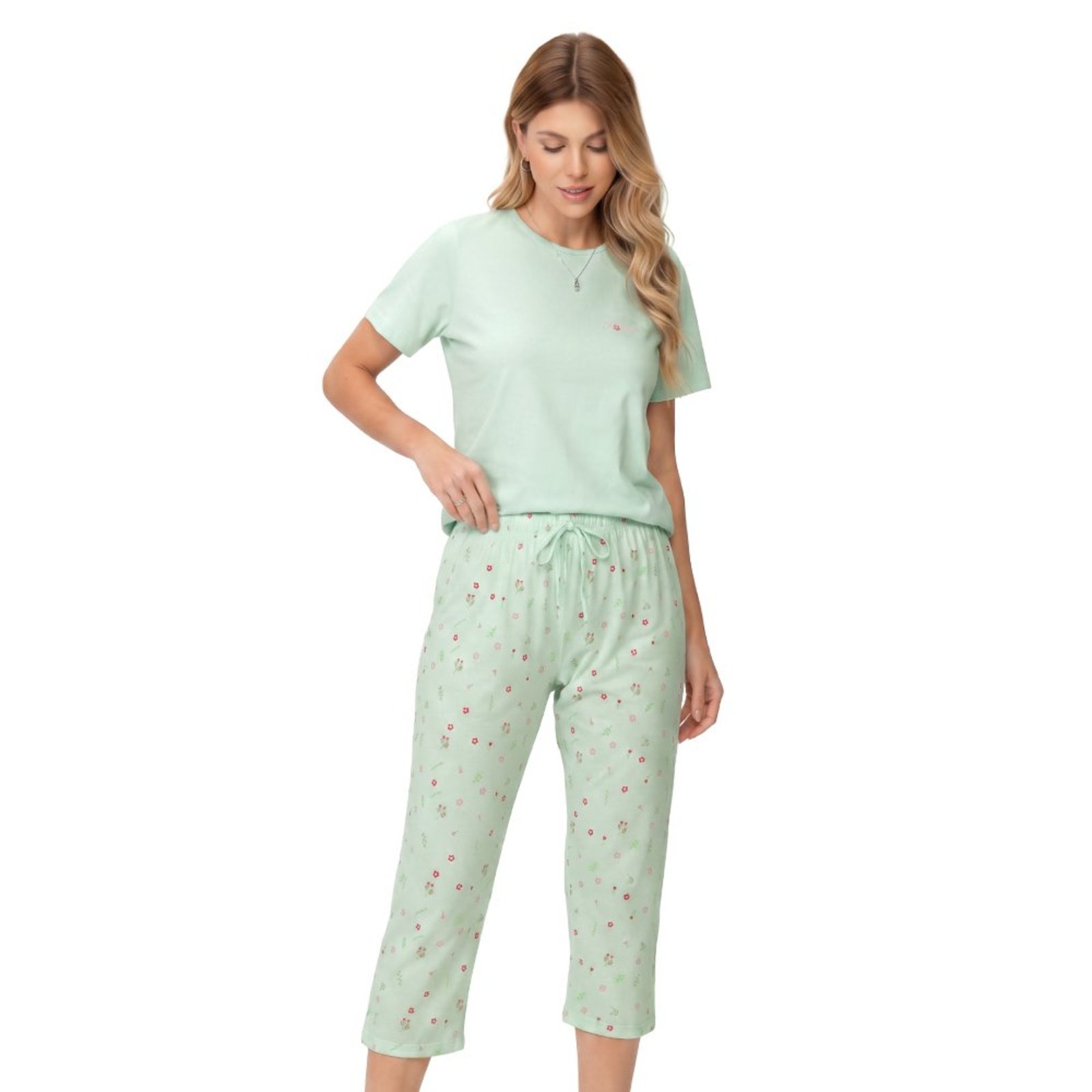 Pijama Feminino Blusa Manga Curta e Calça Capri Verde em Algodão