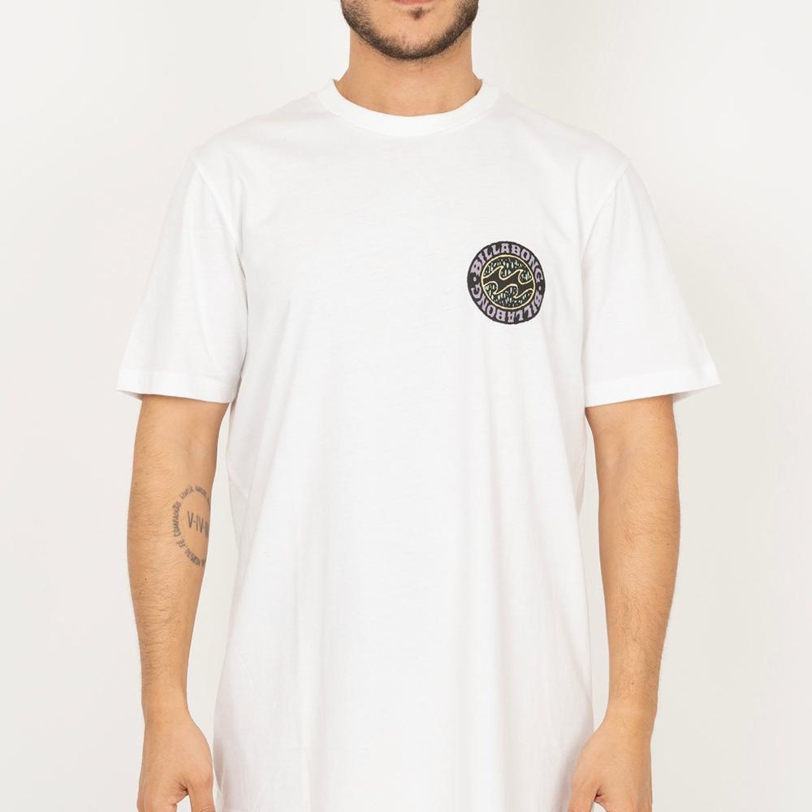 Camiseta Billabong Decal SM26 Masculina Branco
