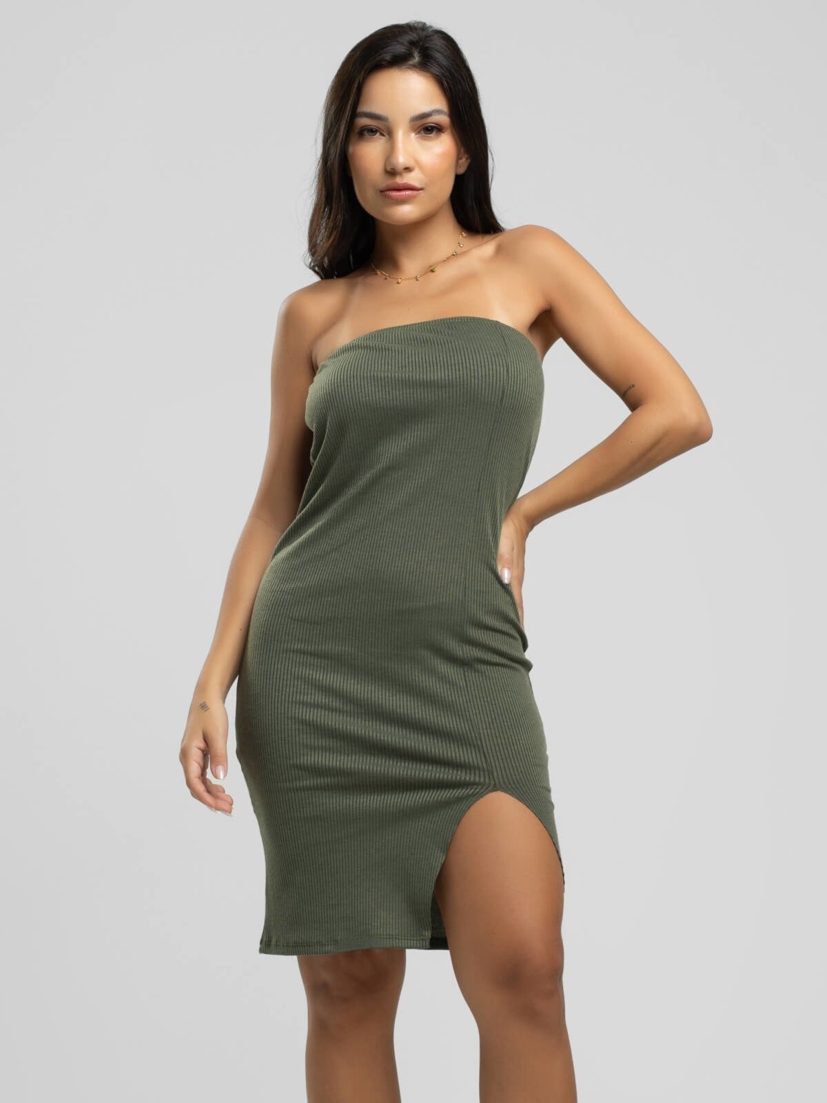 Vestido Tomara Que Caia Canelado Fenda Lateral Moda Casual Feminina Vicbela Verde