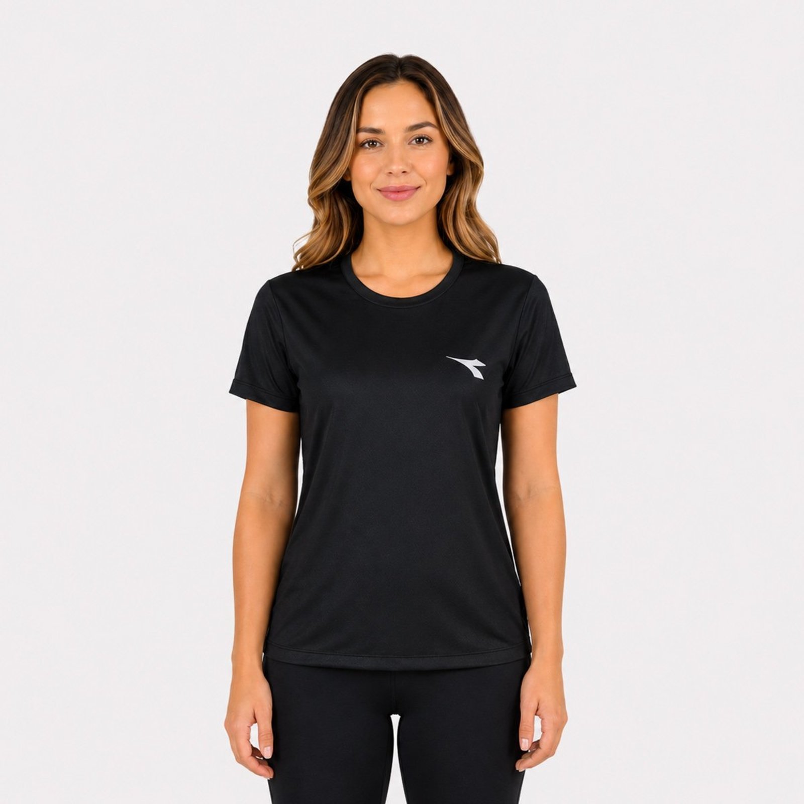 Camiseta Diadora Logo Feminina Preta