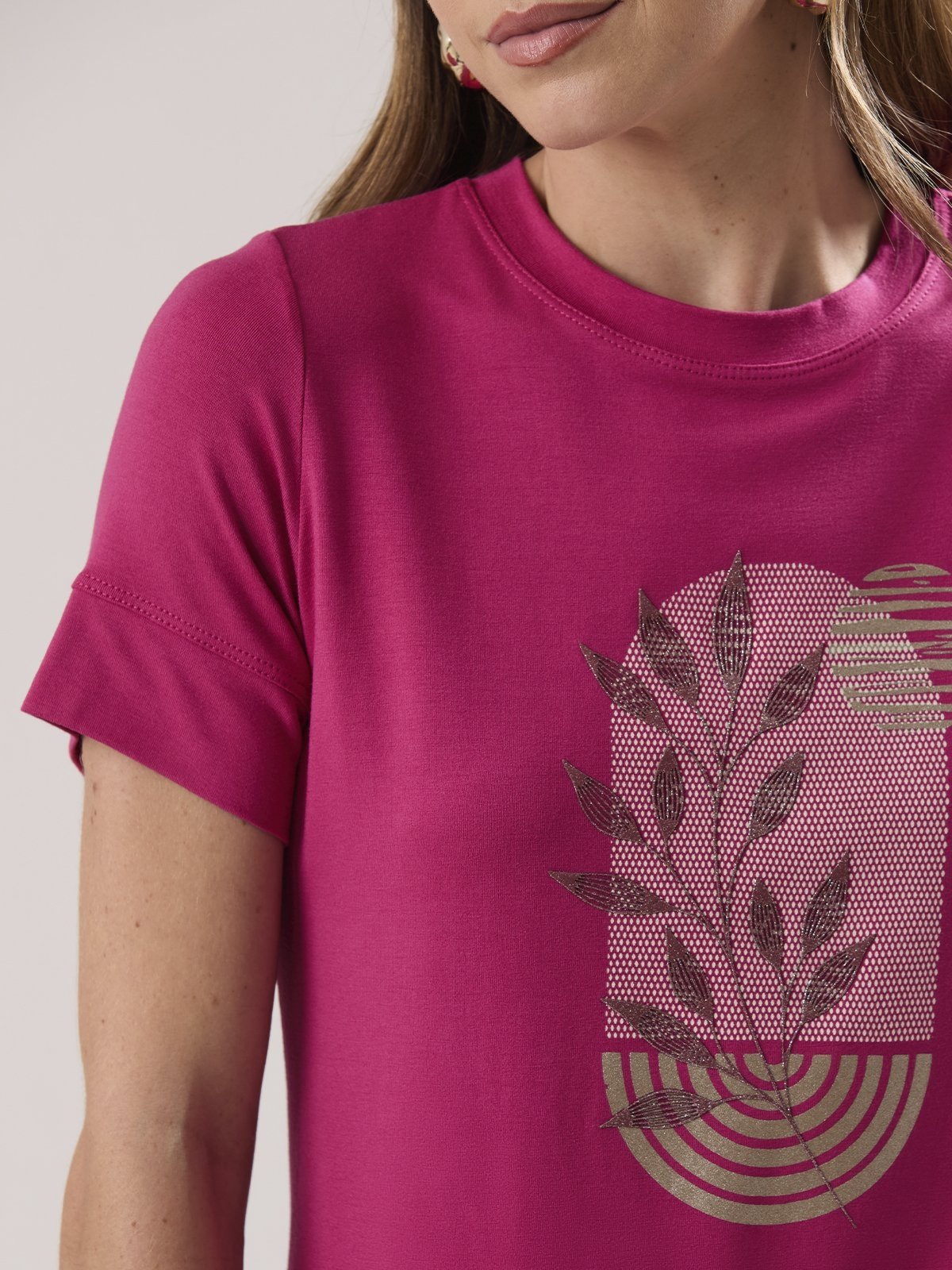 Blusa T-Shirt com Estampa com detalhe em brilho- Rosa Pink - Paloma Concept - 28942