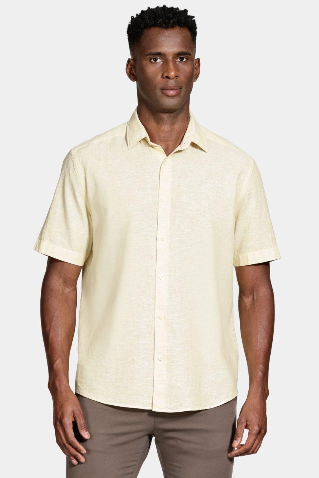 Camisa Aramis Manga Curta Regular Linho Algodão Amarelo