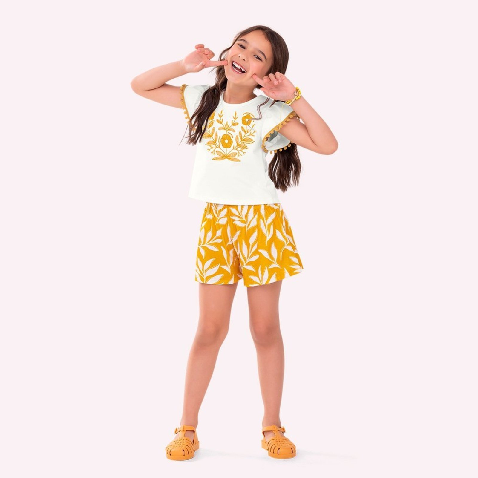 Infantil - Conjunto Menina Bordado Nanai
