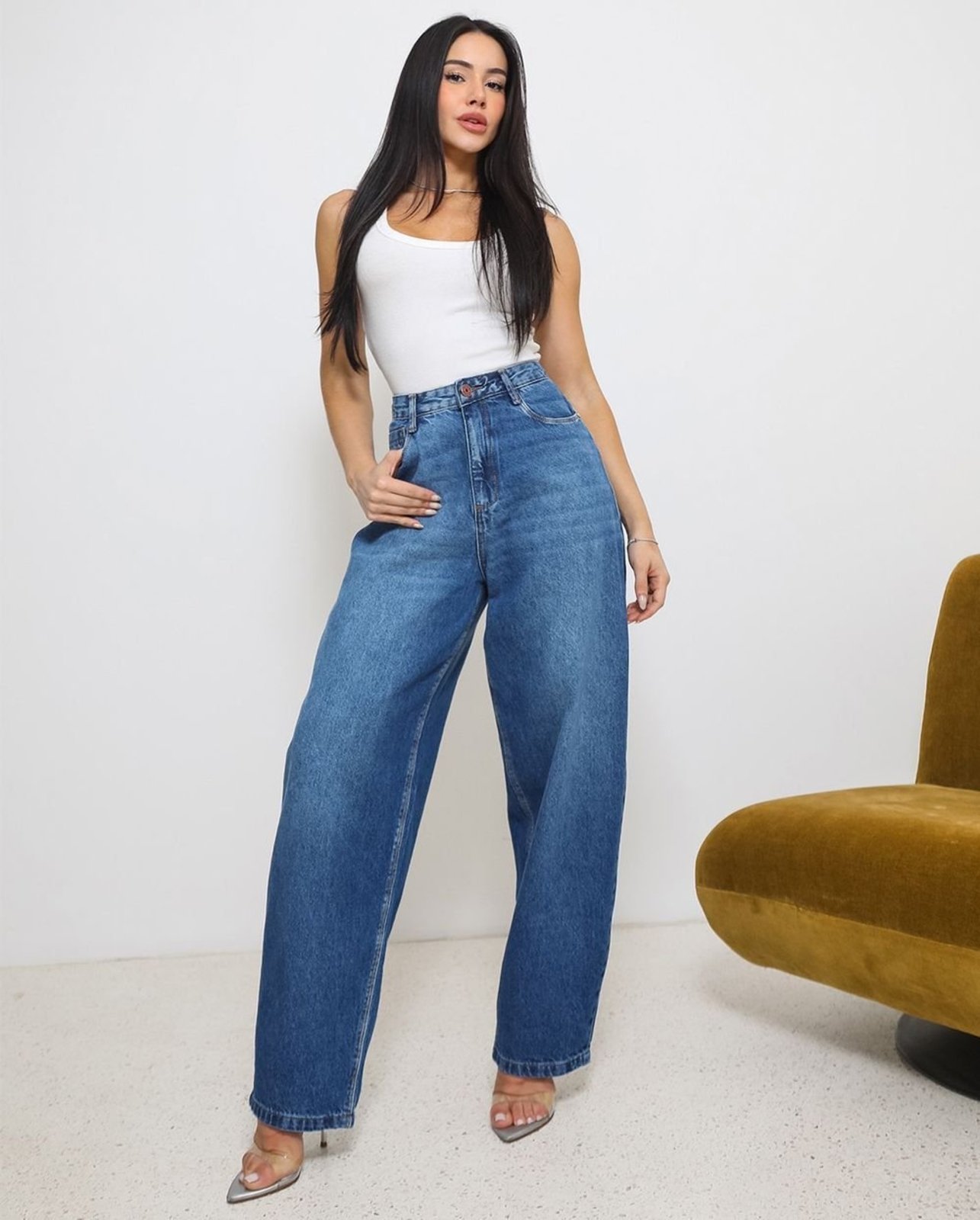 Calça Jeans Baloon Feminina 25506 Escura com Bigode Consciência