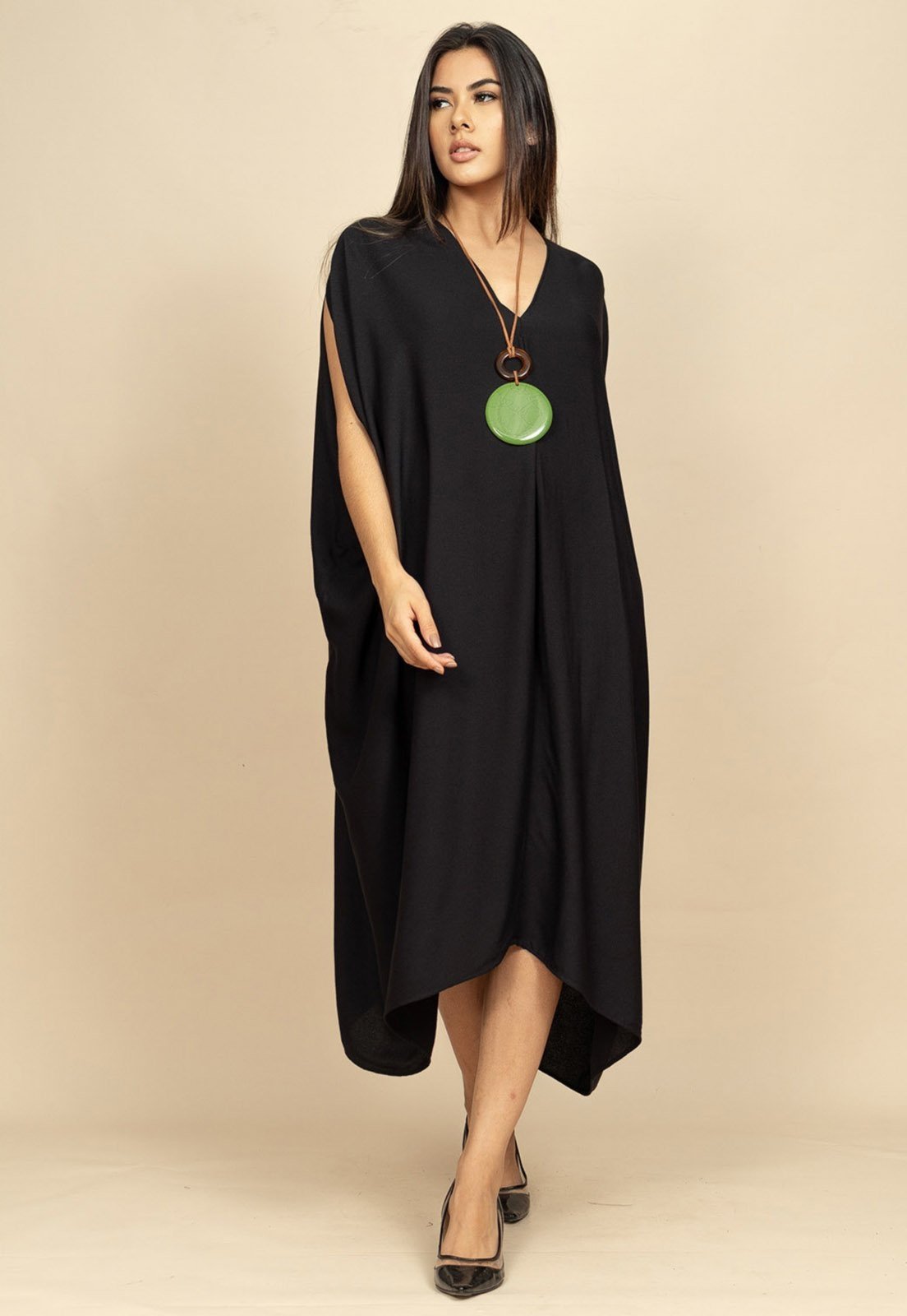 Vestido Kaftan Mutum Detalhes nas Costas Preto