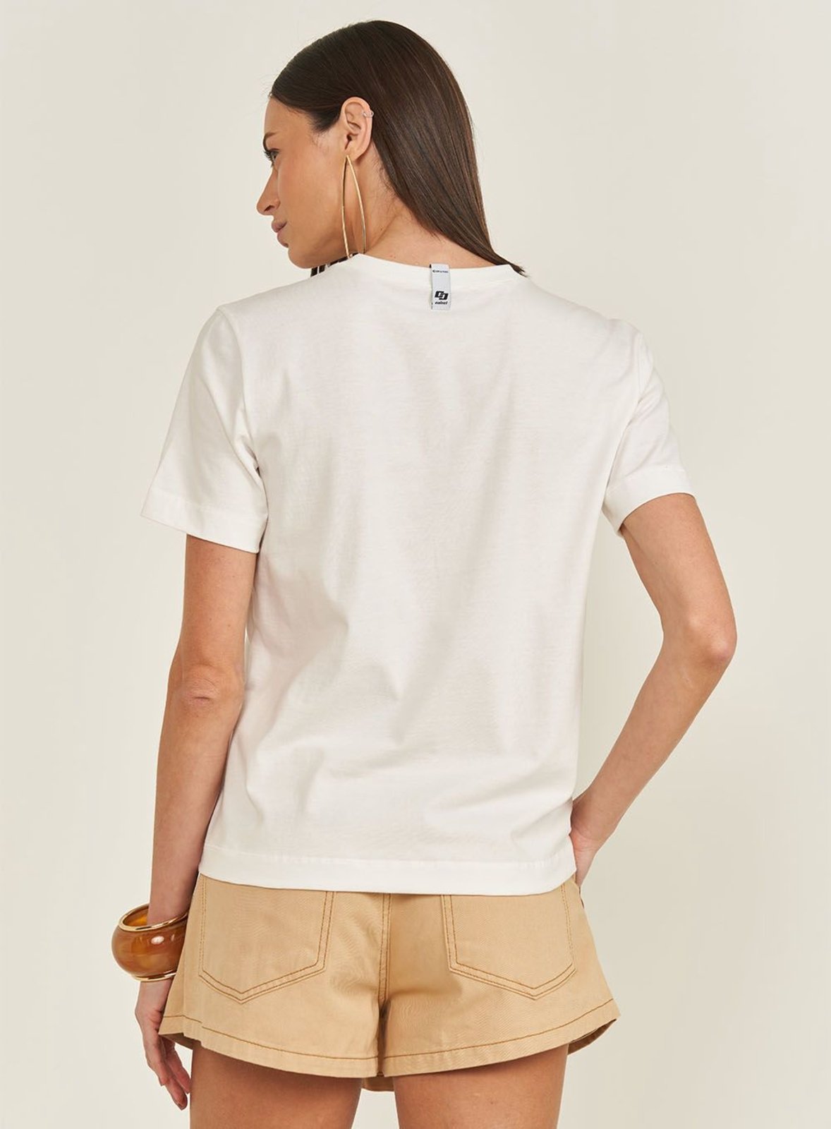 Vista 3 Camiseta Feminina Ovesized Colcci Off Shell branco Colcci branco