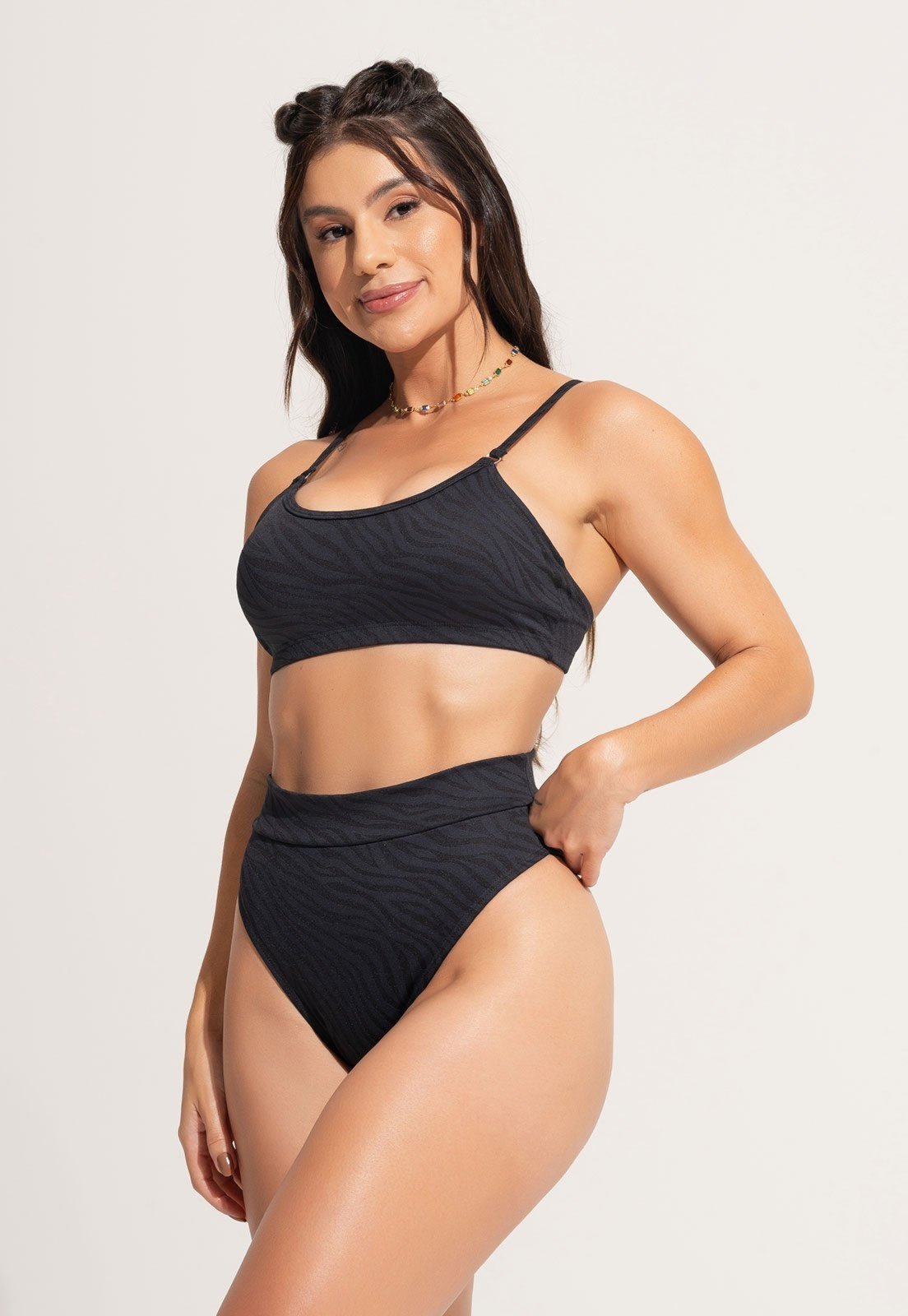 Biquíni Bojo Hot Pants Fio Duplo Jacquard Preto